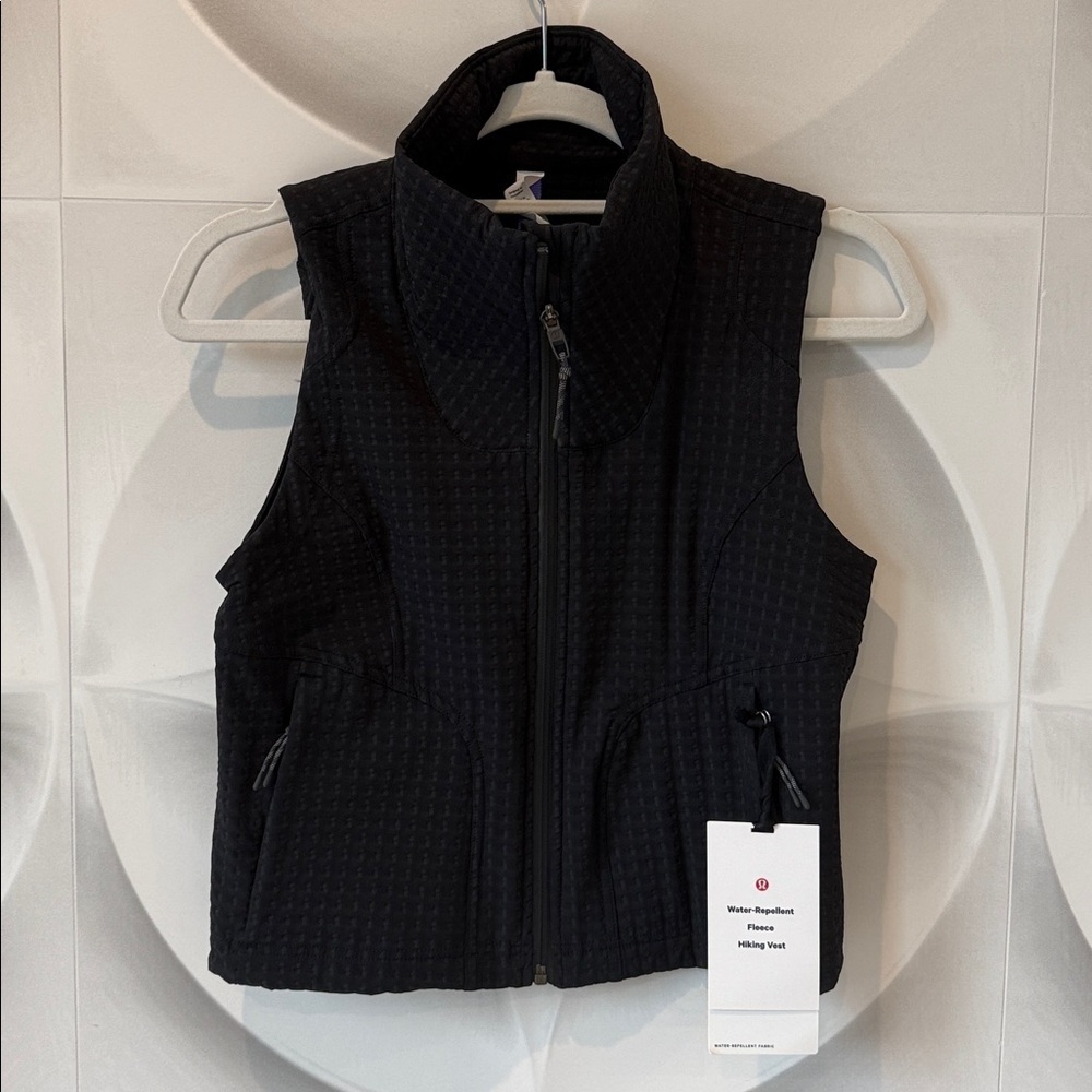 Lululemon Water-Repellent Fleece Hiking Vest! NWT - Picture 5 of 16